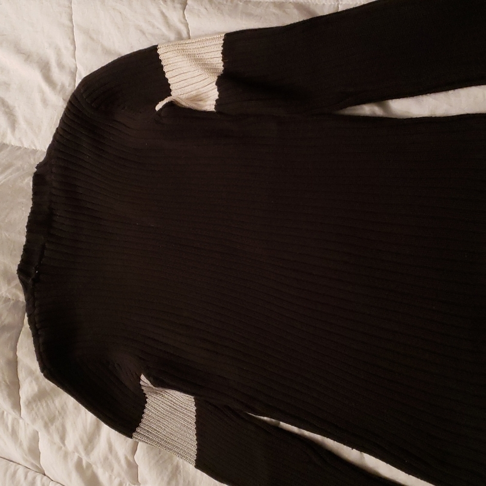 Evolution Striped Sweater Size M - Picture 4 of 6